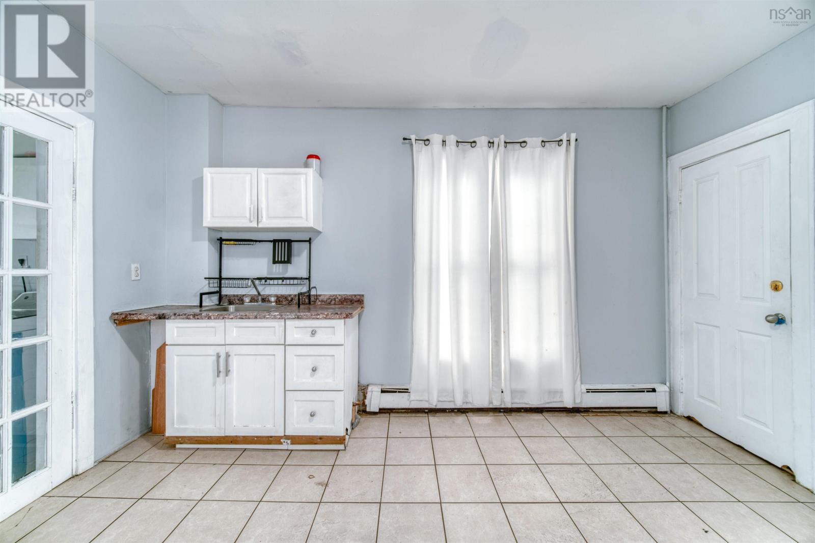 Property 33 of 49 of 20-22 Coronet Avenue