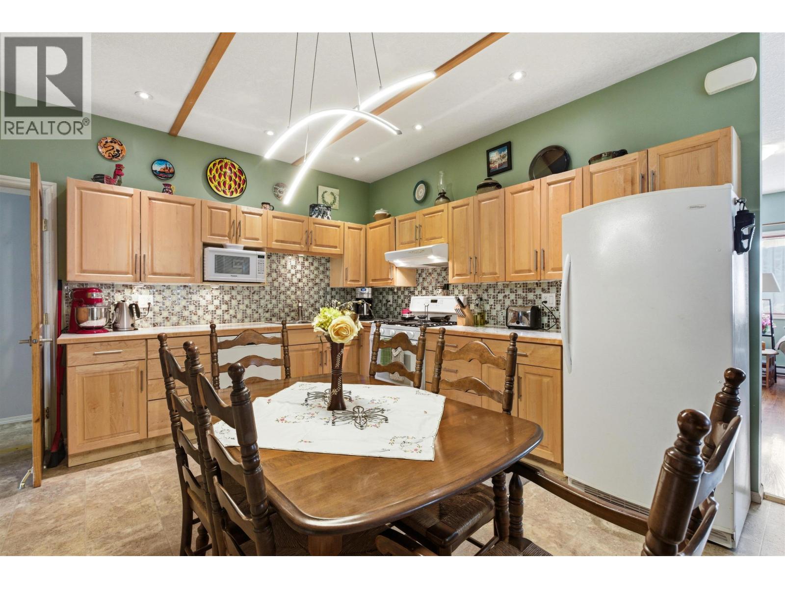 2013 N THIRD AVENUE - 5