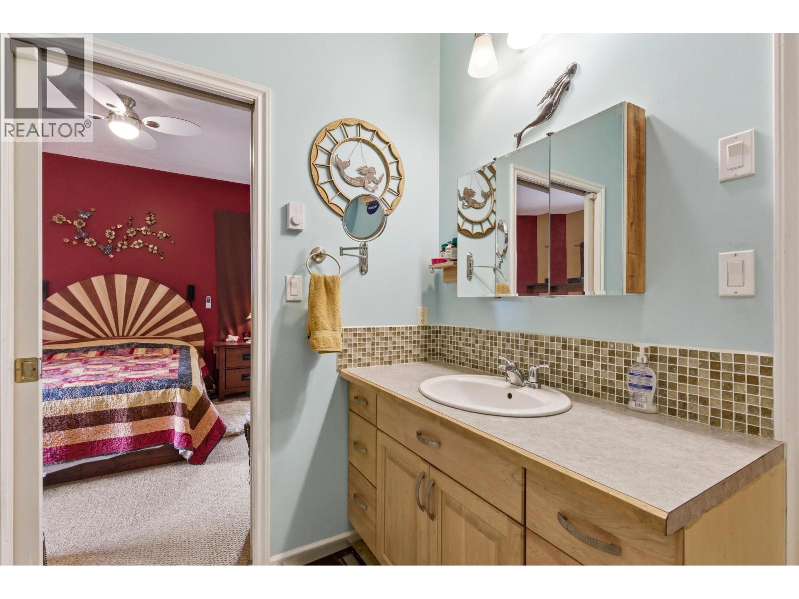 2013 N THIRD AVENUE - 14