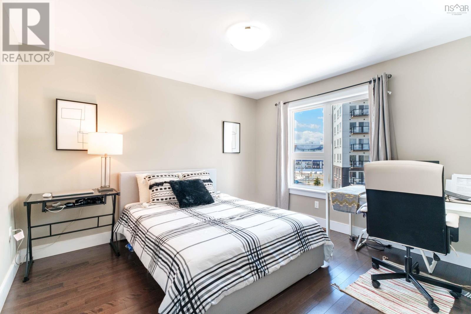 14 CARRIE BEST COURT - 23