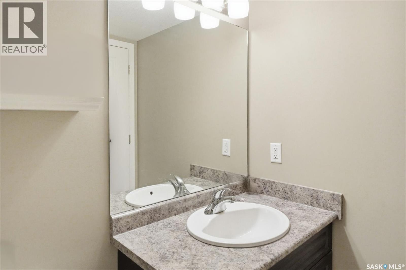 #222 100 CHAPARRAL BOULEVARD - 19