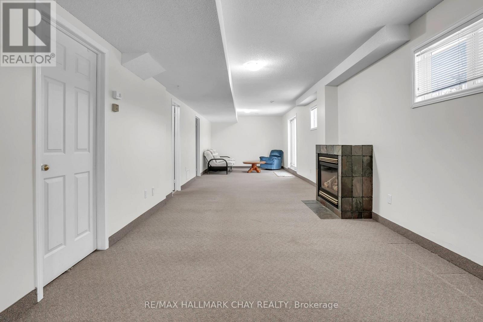 1667 TINY BEACHES ROAD S - 27