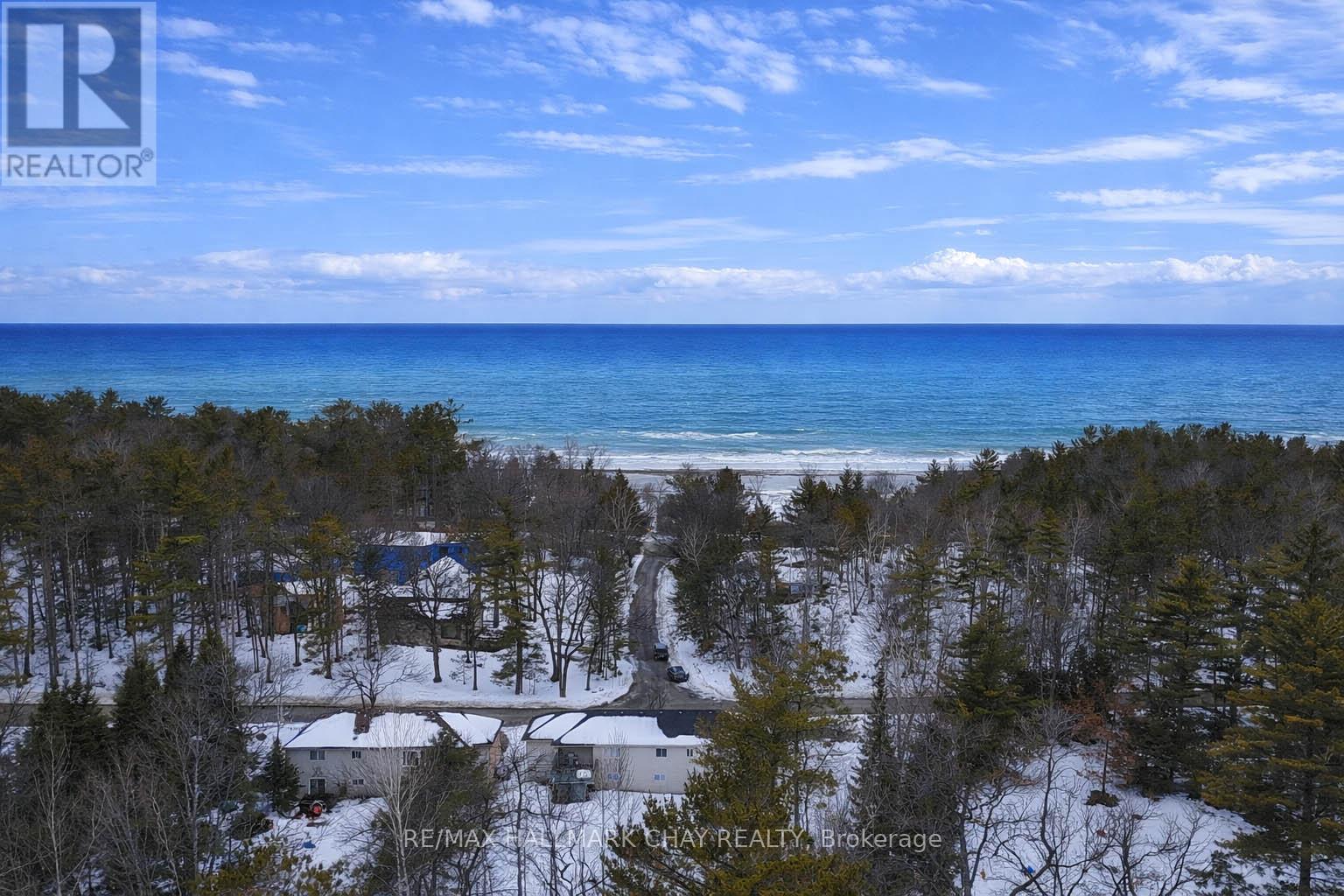1667 TINY BEACHES ROAD S - 38