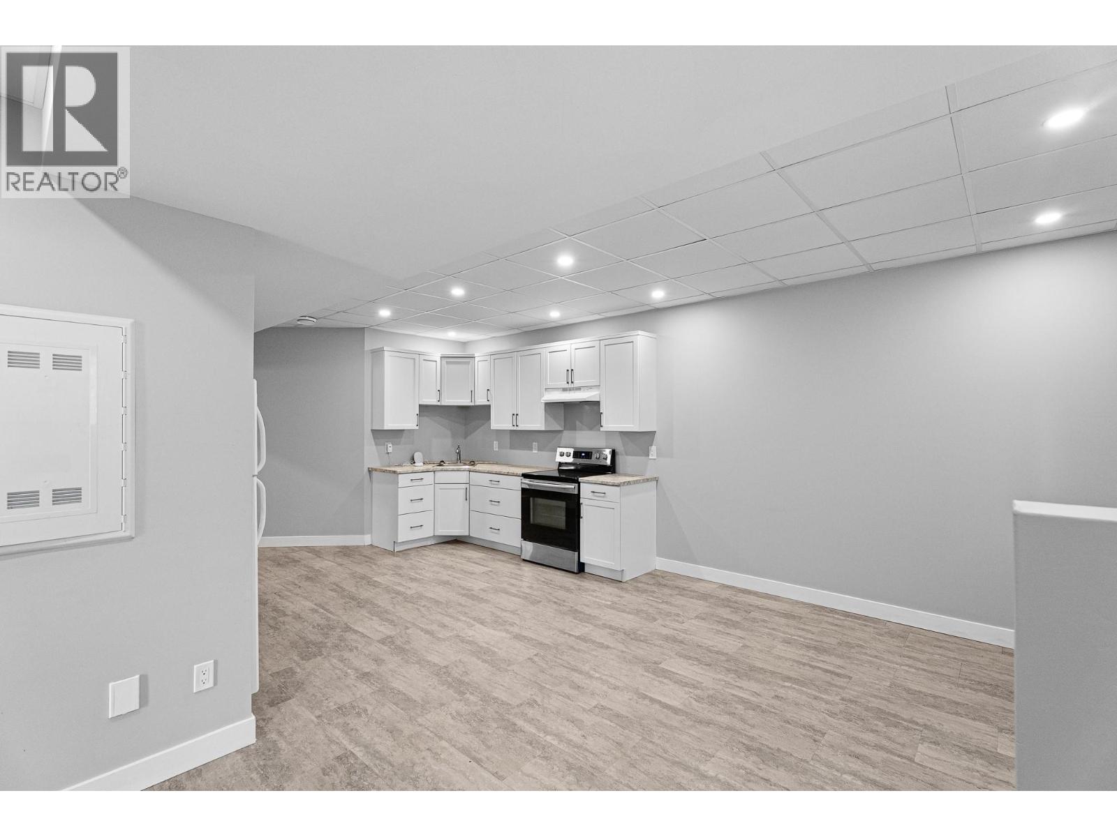 2069 SADDLEBACK Drive, Kamloops