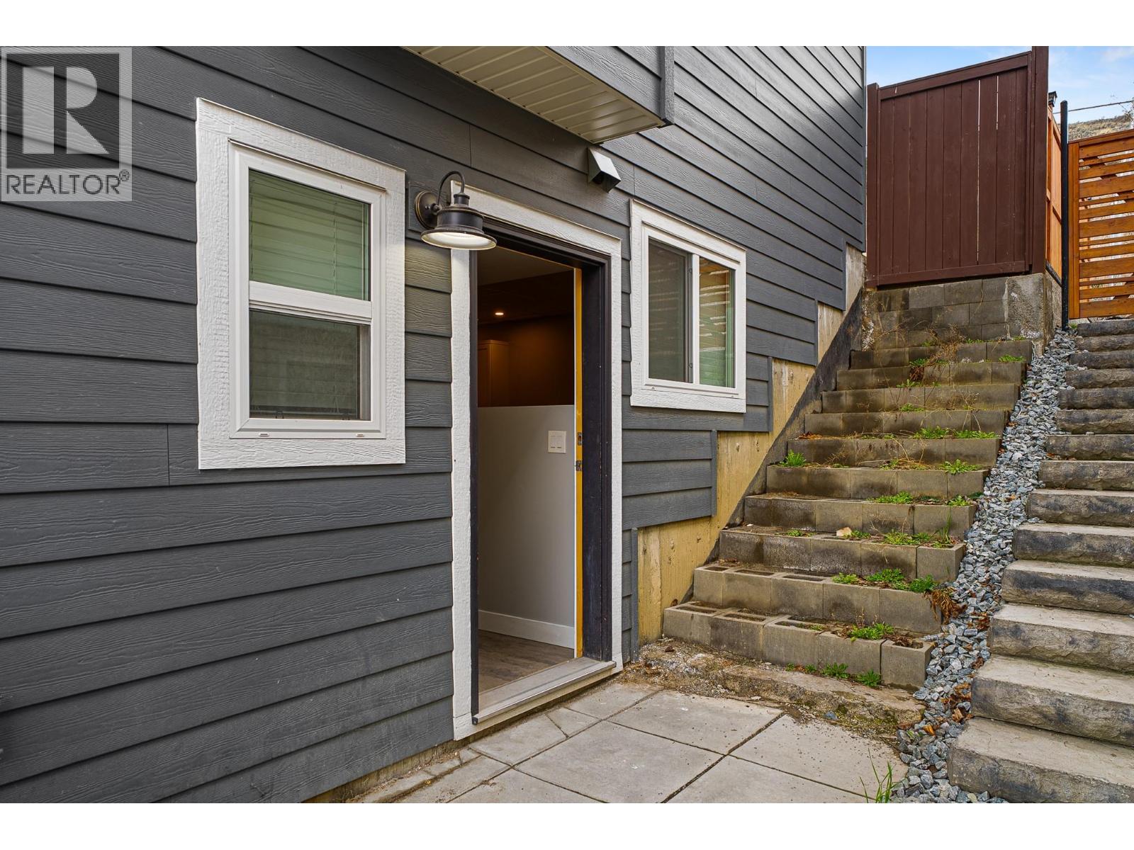 2069 SADDLEBACK Drive, Kamloops