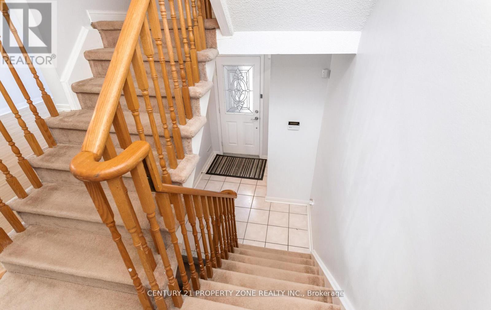 #39 2 CLAY BRICK COURT - 16