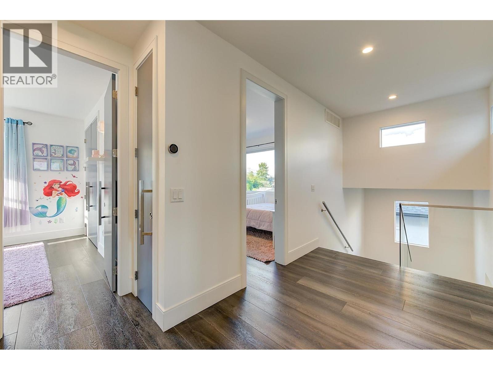 3961 Beachview Drive E - 25