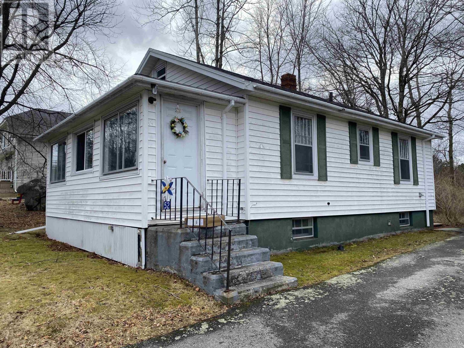 Property 2 of 16 of 52 Park Street