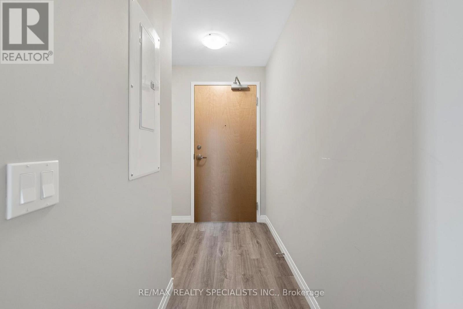 #308 60 CHARLES ST W STREET - 4