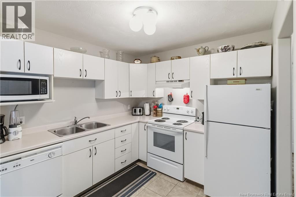 #27 30 GRANT STREET - 12