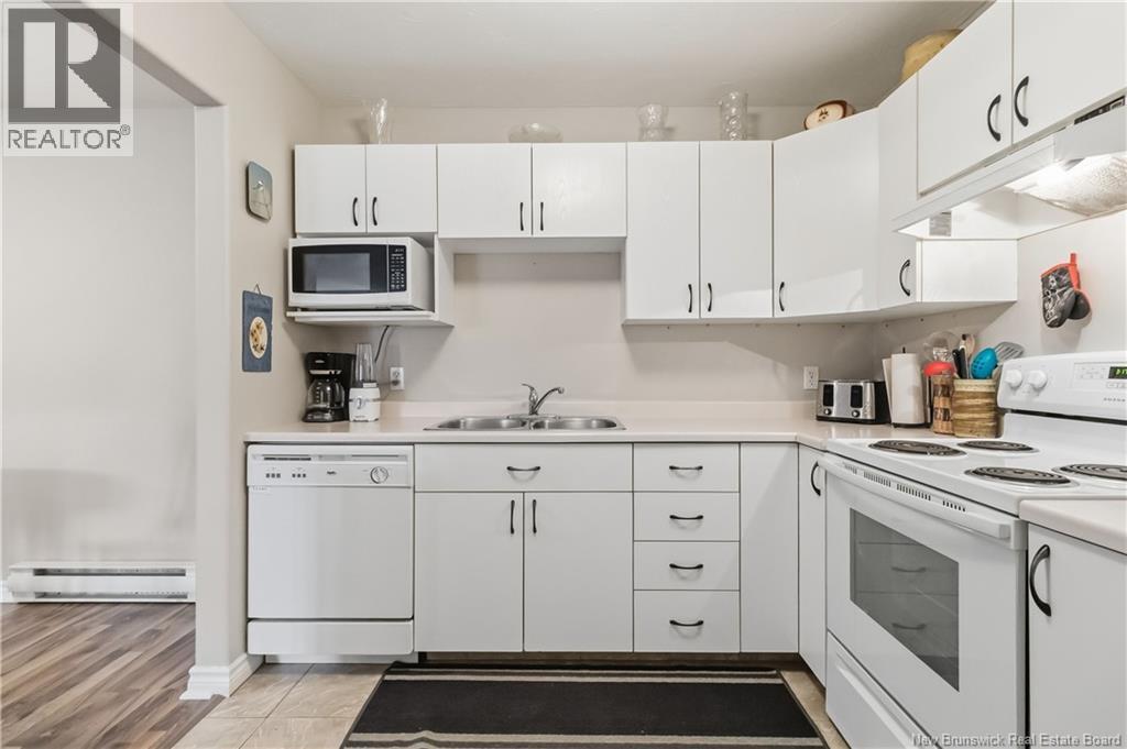 #27 30 GRANT STREET - 14