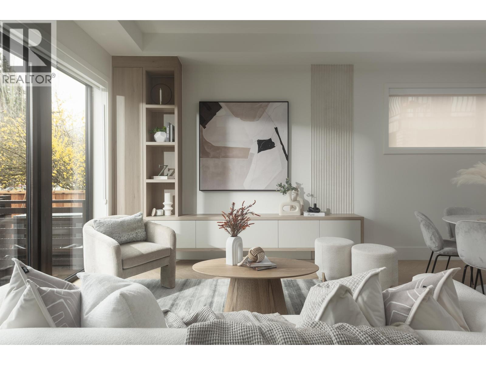 1 3391 VICTORIA DRIVE