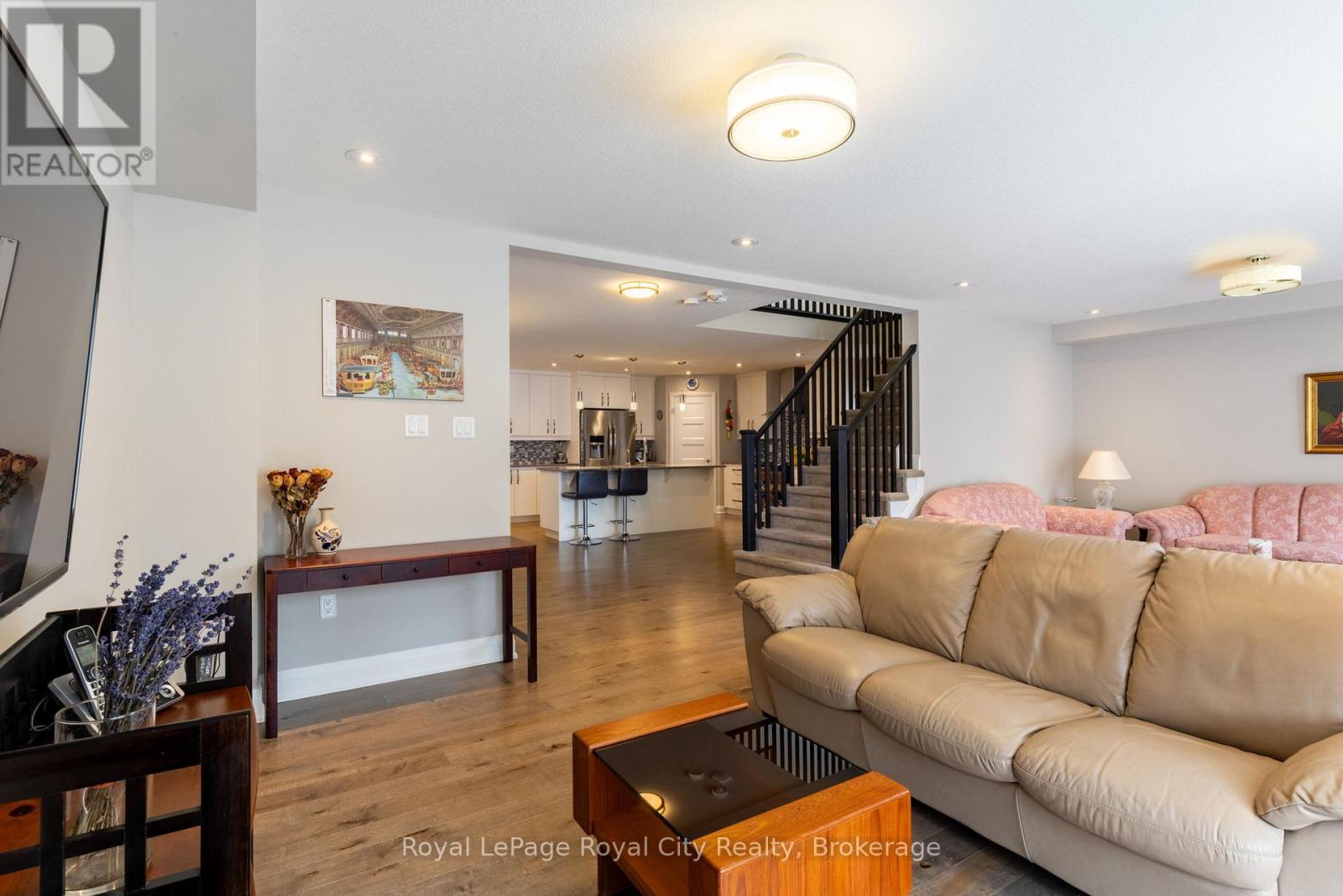 65 ABERDEEN STREET - 19