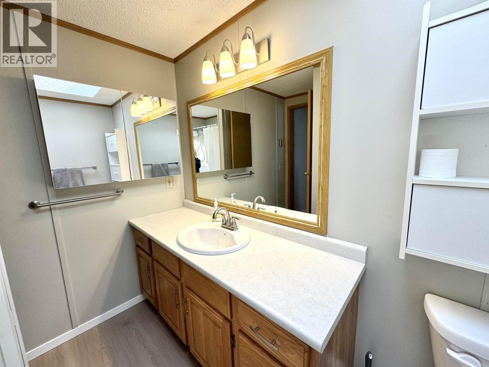 #12 955 13TH AVENUE - 22