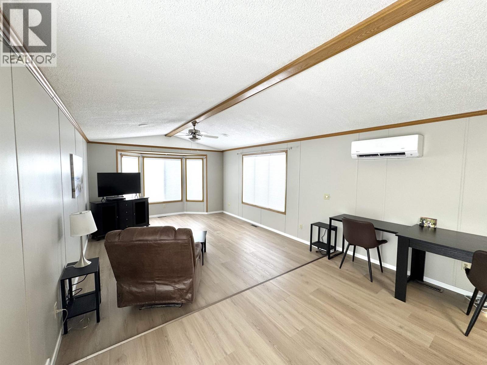 #12 955 13TH AVENUE - 15