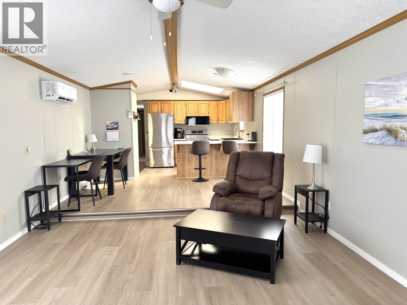 #12 955 13TH AVENUE - 17