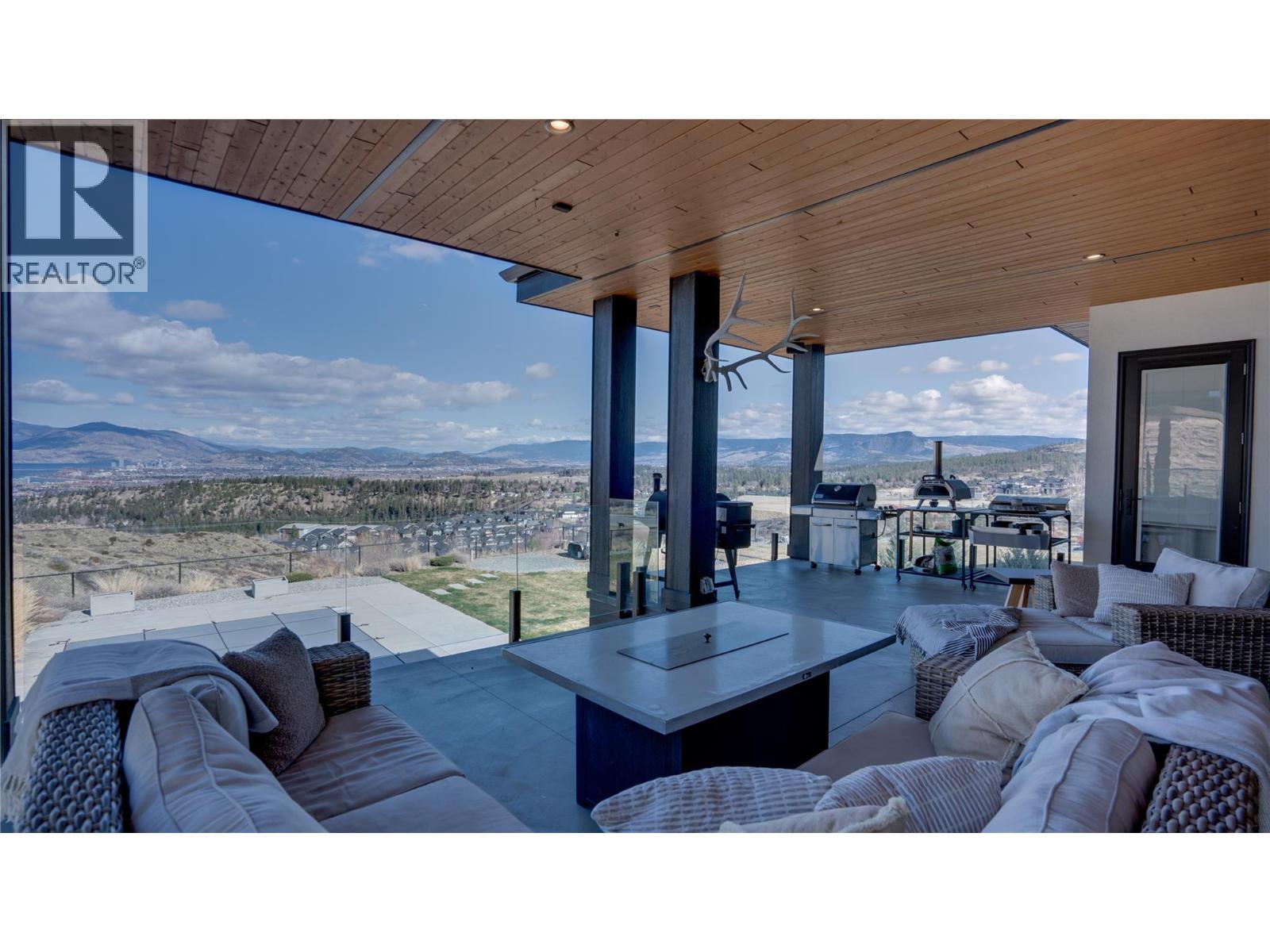 1220 Ponds Avenue, Kelowna