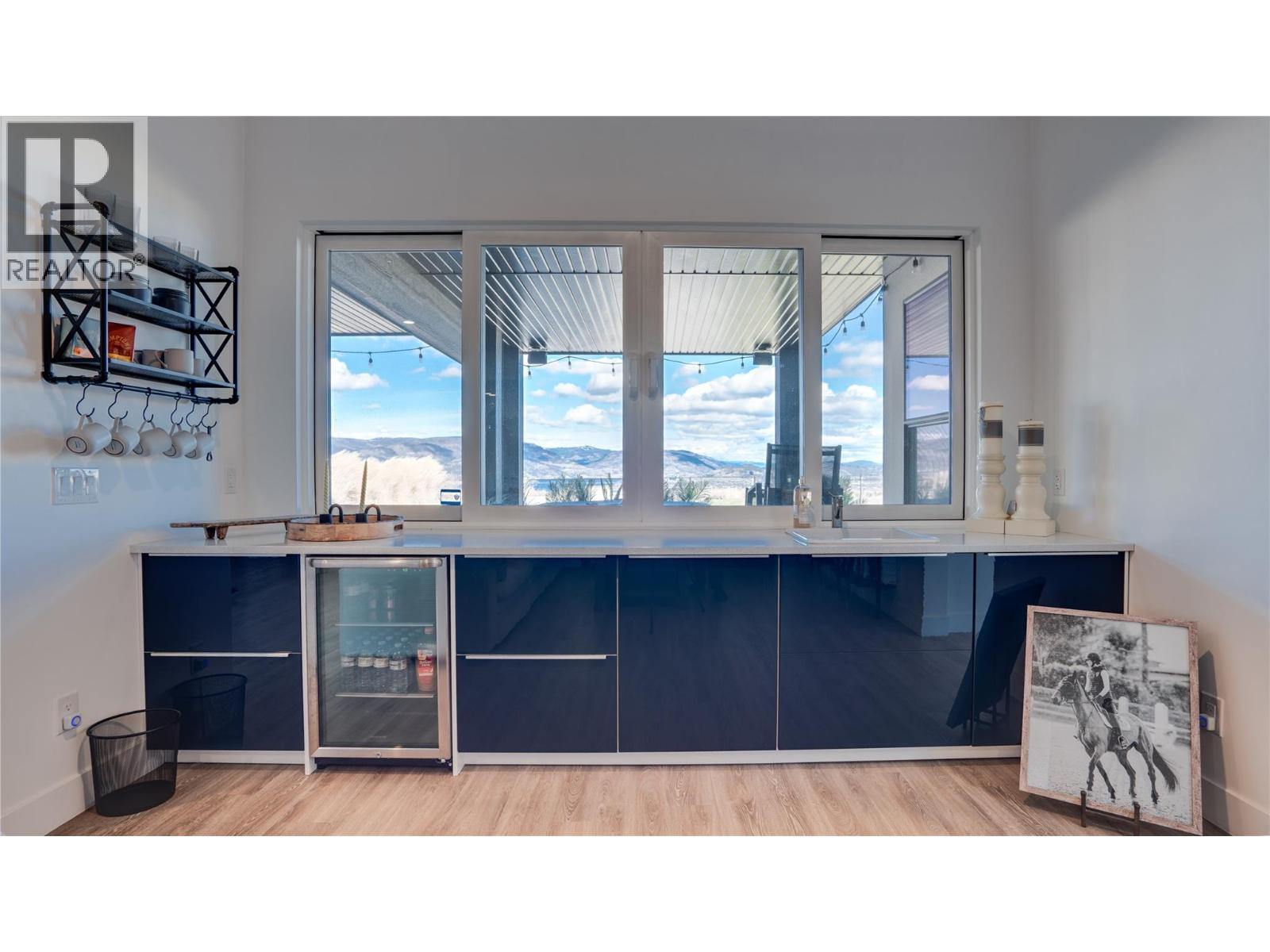 1220 Ponds Avenue - 49