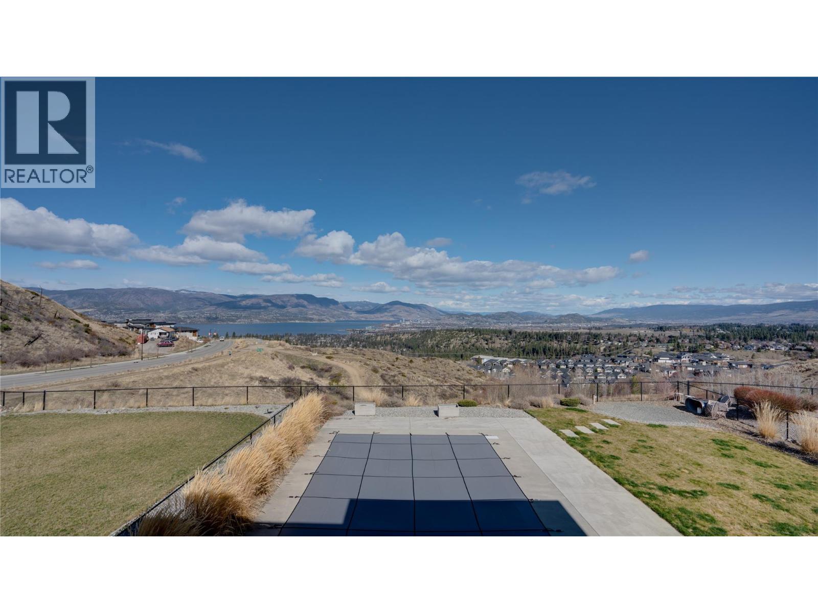 1220 Ponds Avenue, Kelowna