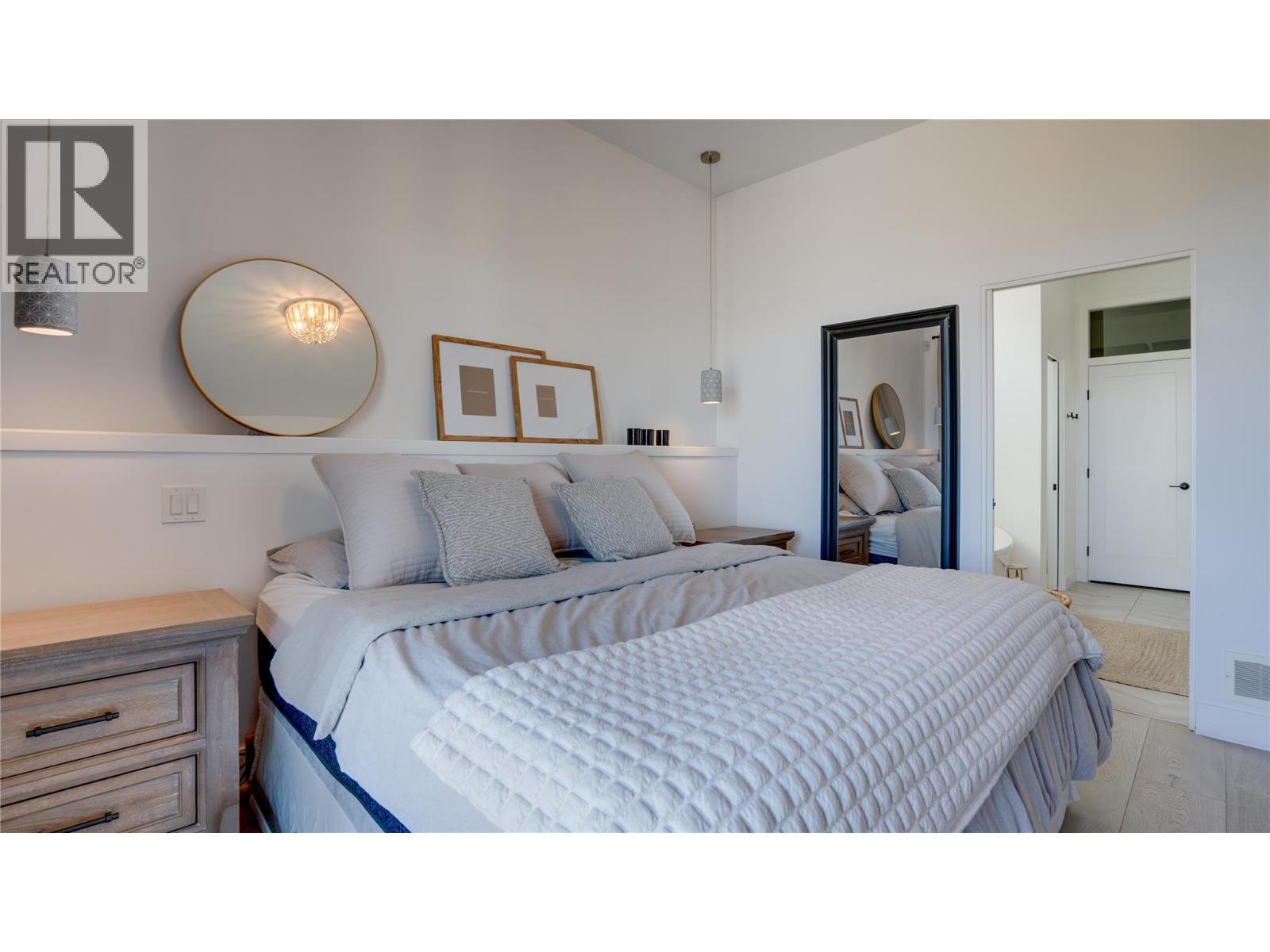 1220 Ponds Avenue - 27