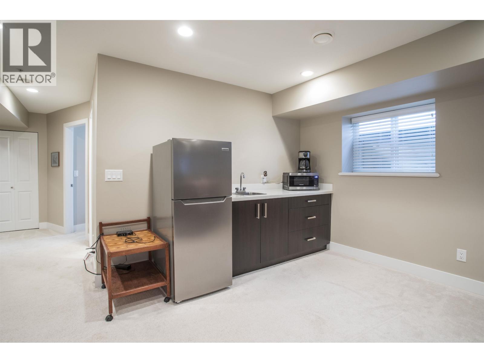 10497 ROBERTSON STREET, Maple Ridge