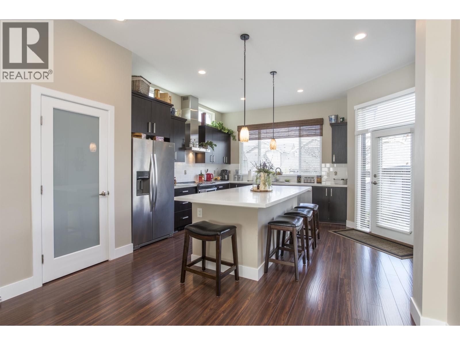 10497 ROBERTSON STREET, Maple Ridge