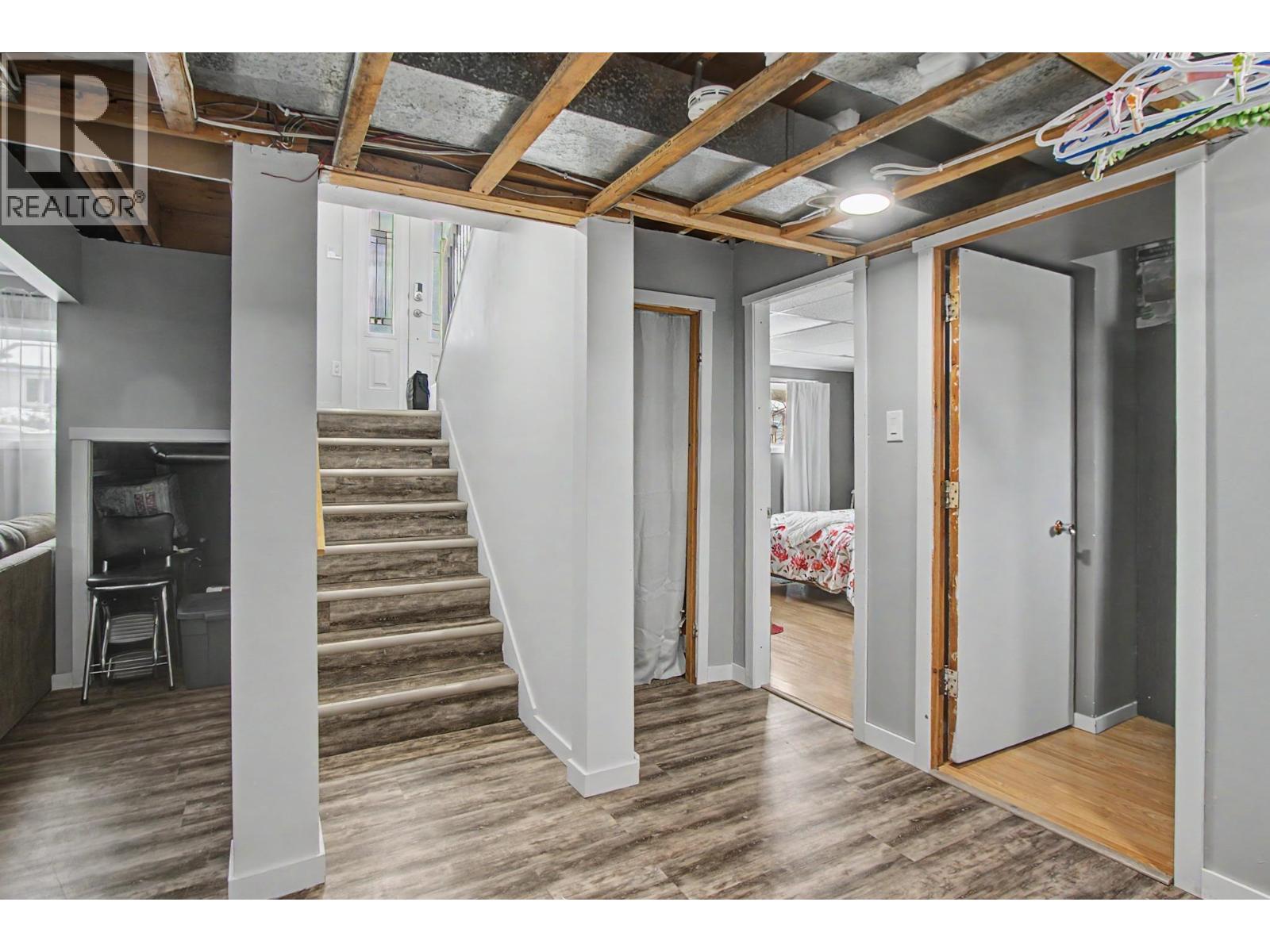 3952 ENEMARK CRESCENT - 23