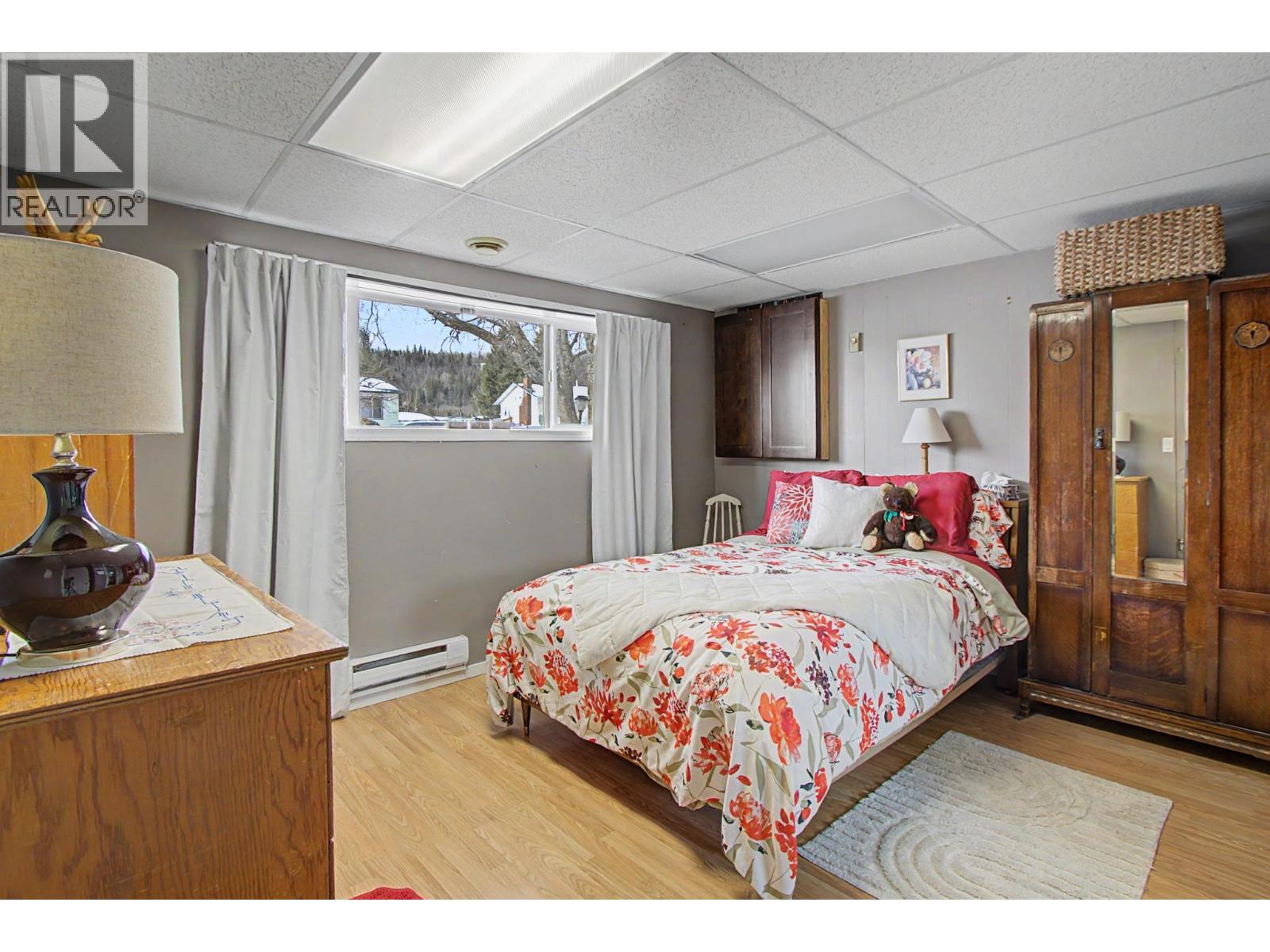 3952 ENEMARK CRESCENT - 19