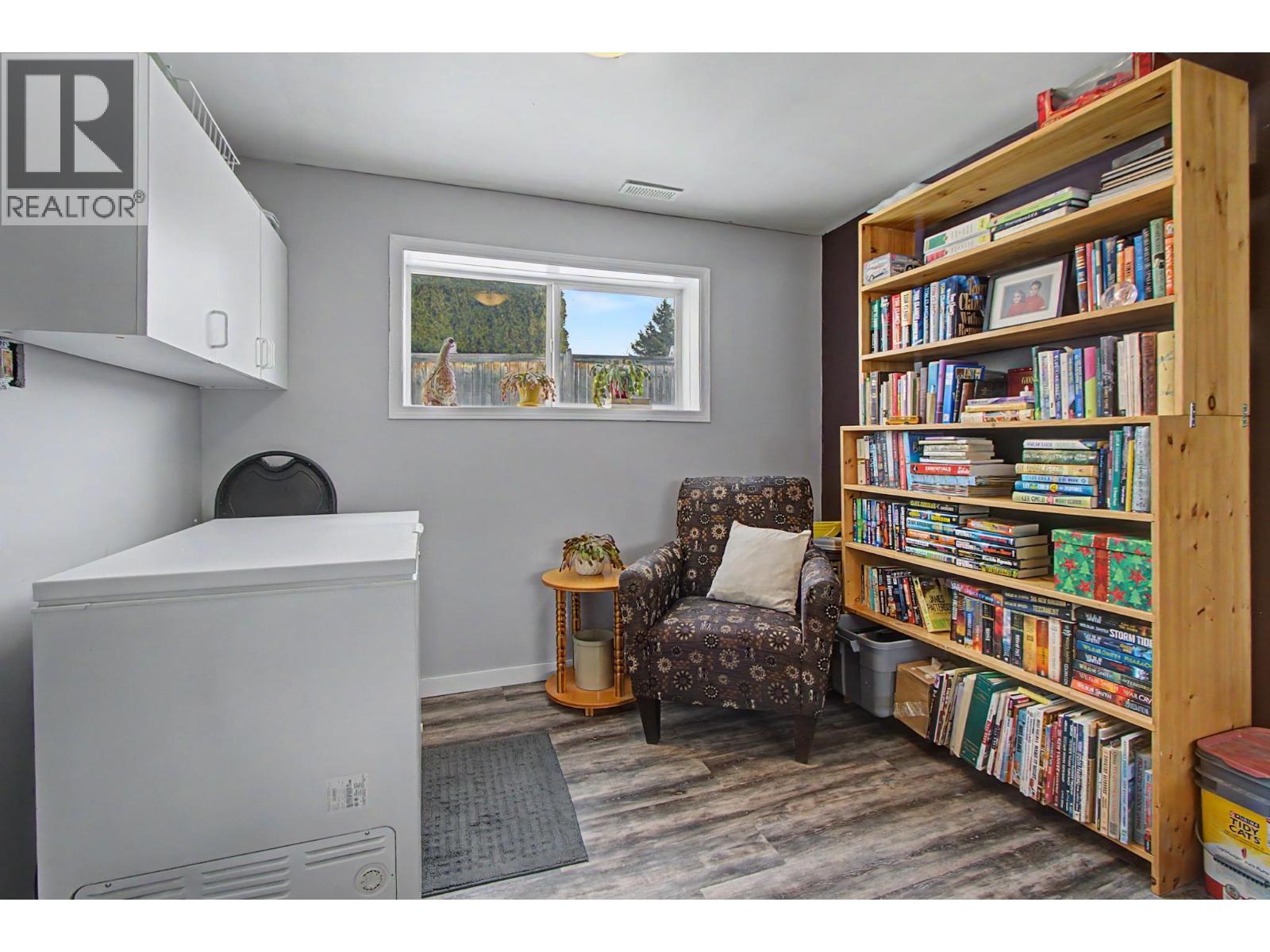 3952 ENEMARK CRESCENT - 18