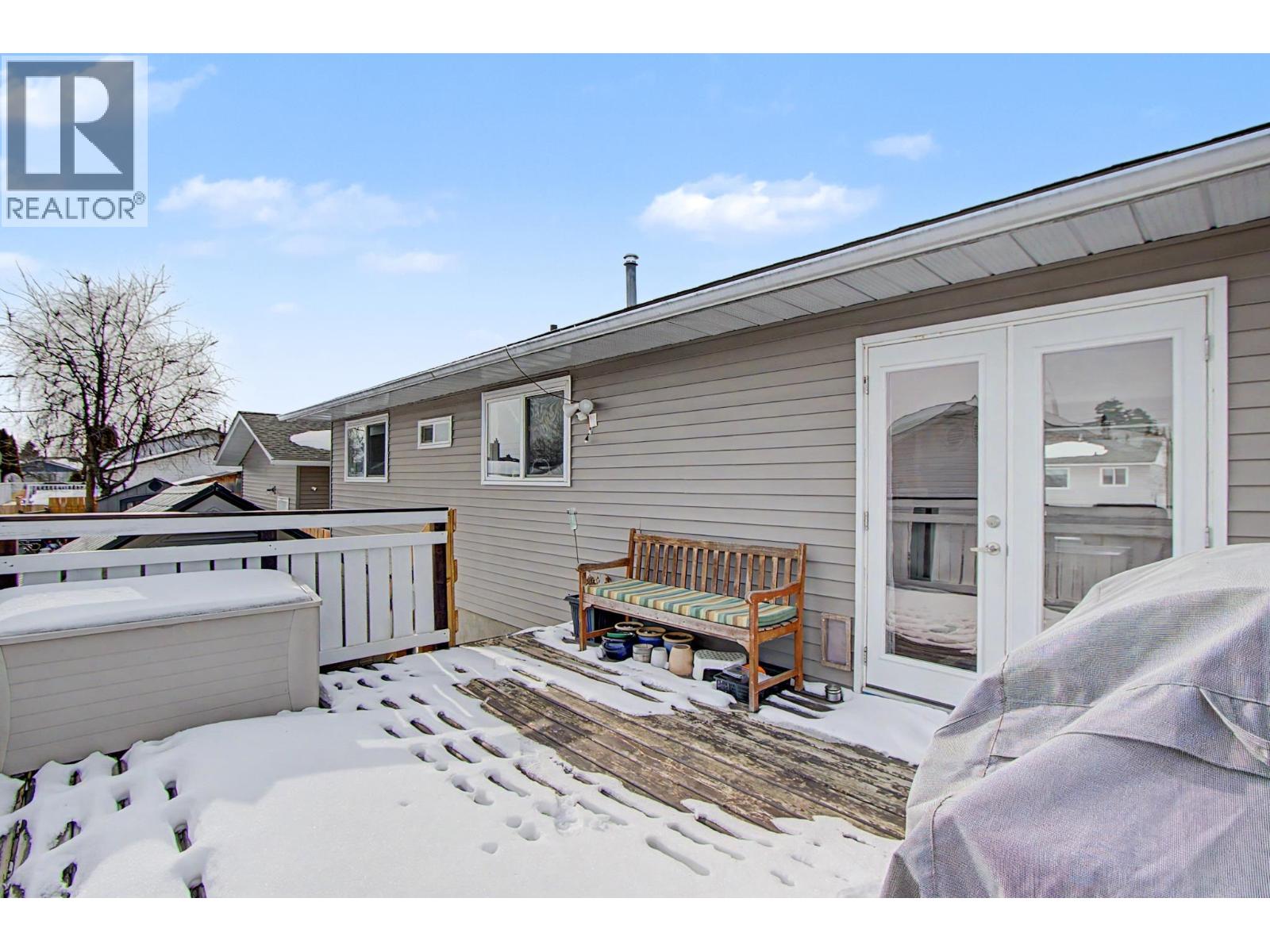 3952 ENEMARK CRESCENT - 25