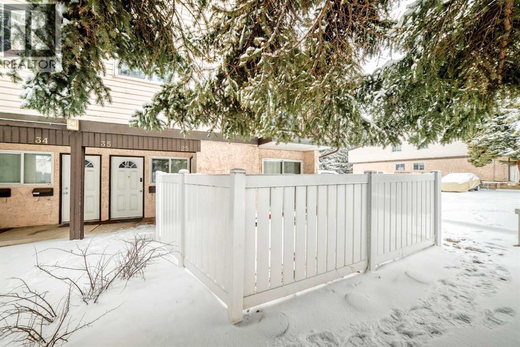 Single Family House for Sale in   Fonda Way SE Forest Heights Calgary 