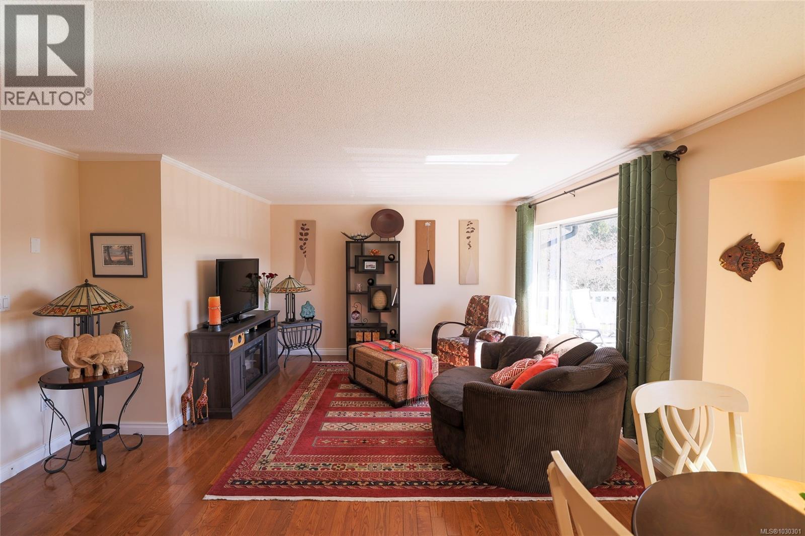 9522 Scott St - 14