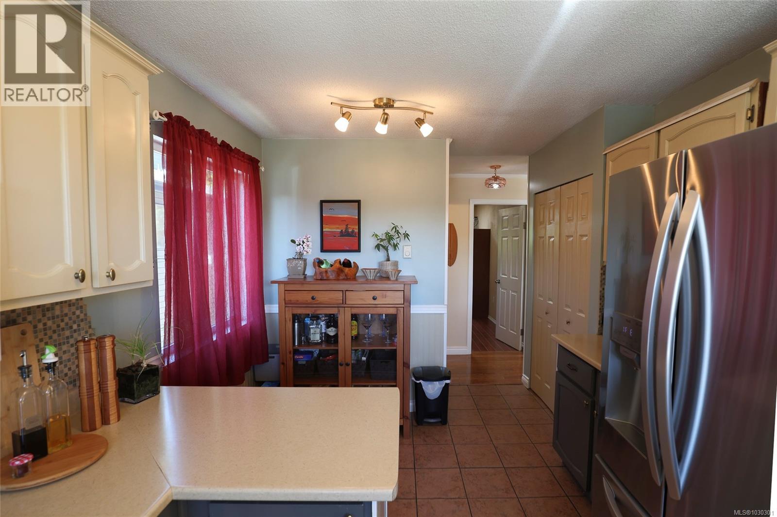 9522 Scott St - 27