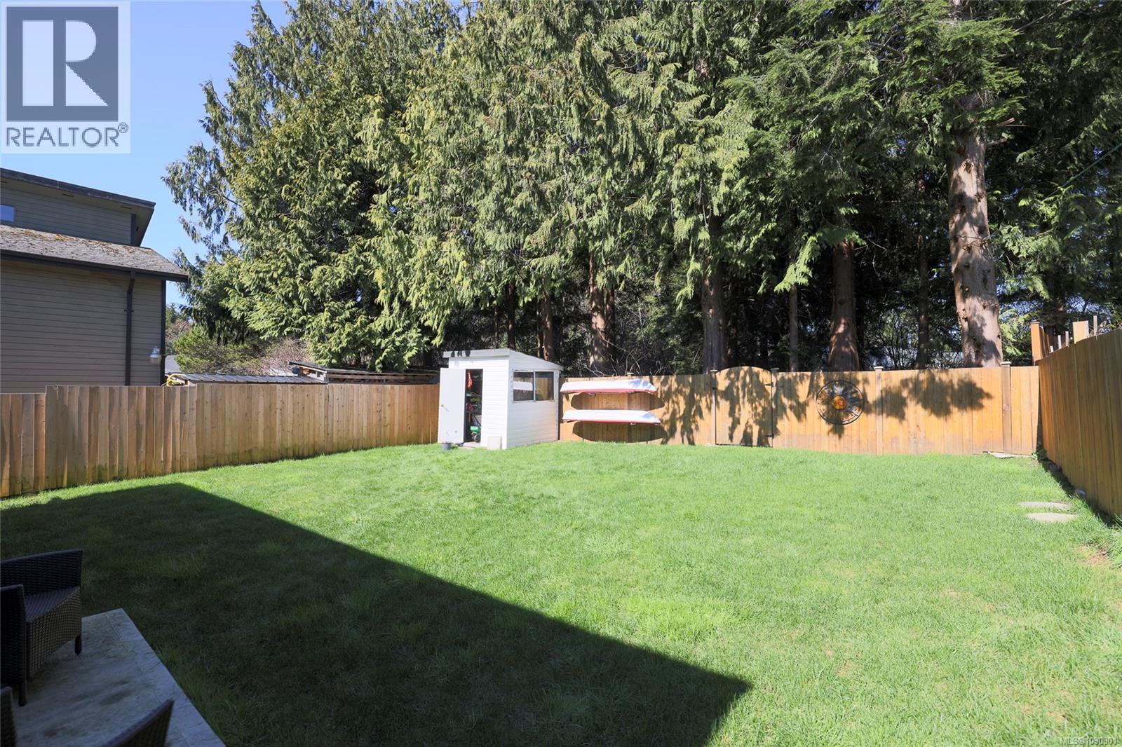 9522 Scott St - 4