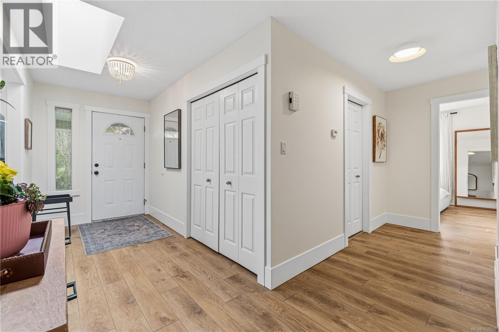 709 Foster Dr, Parksville