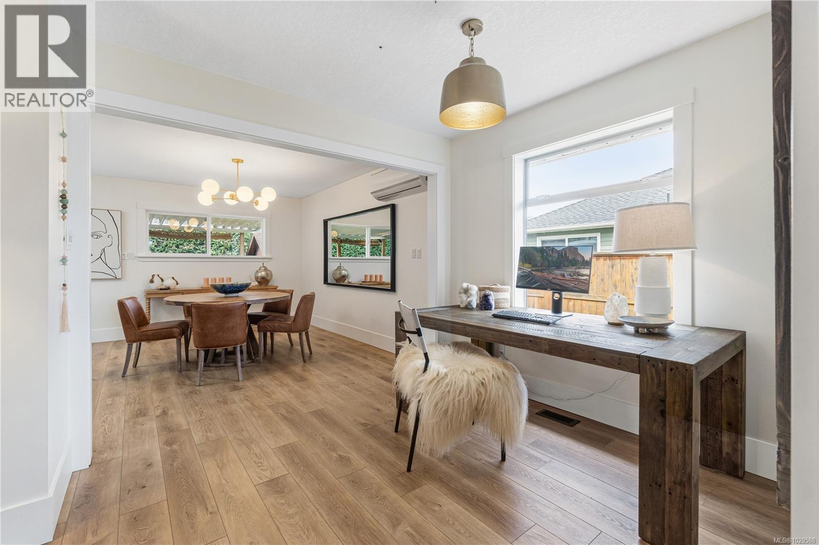 709 Foster Dr, Parksville