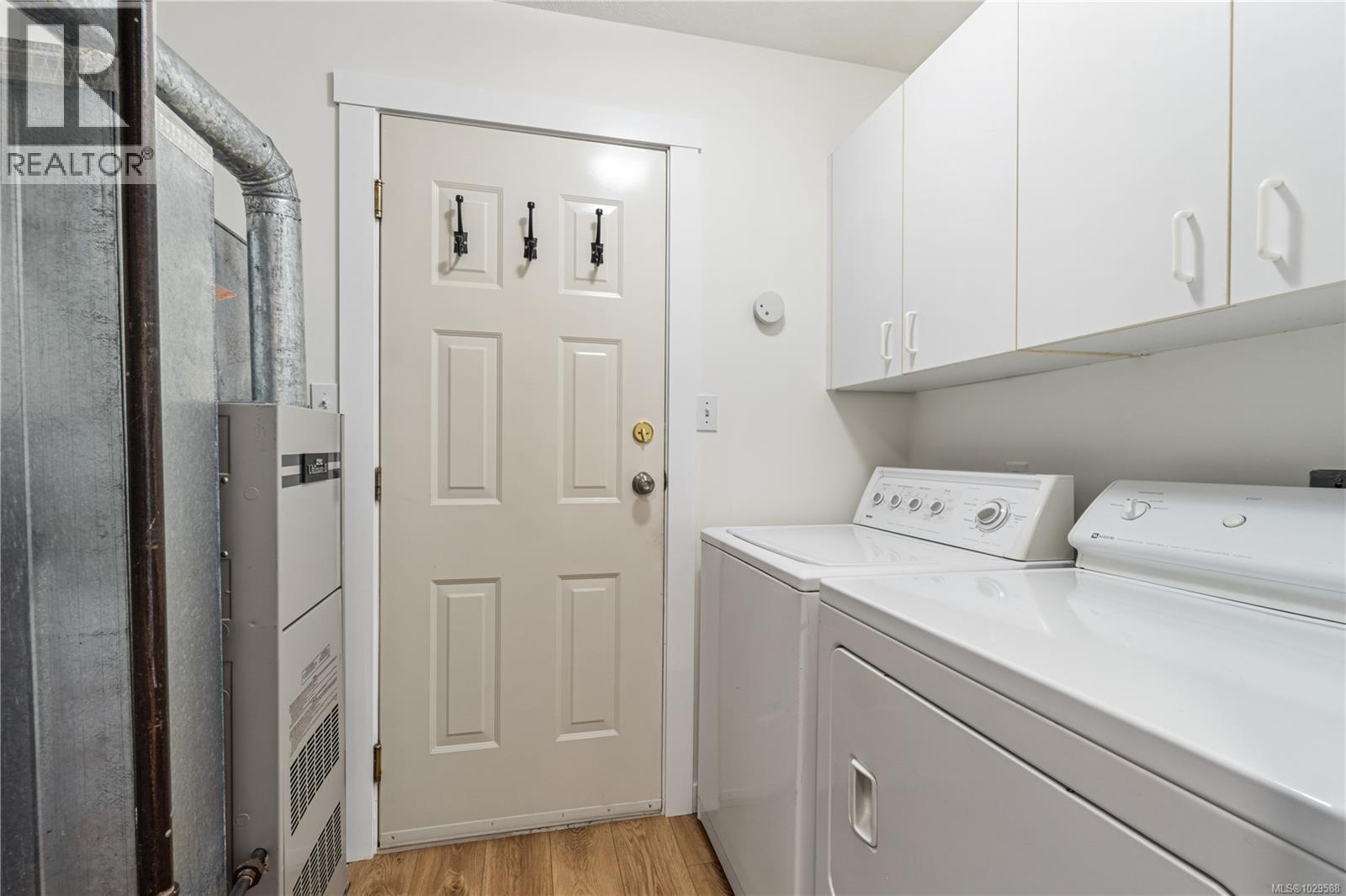 709 Foster Dr, Parksville