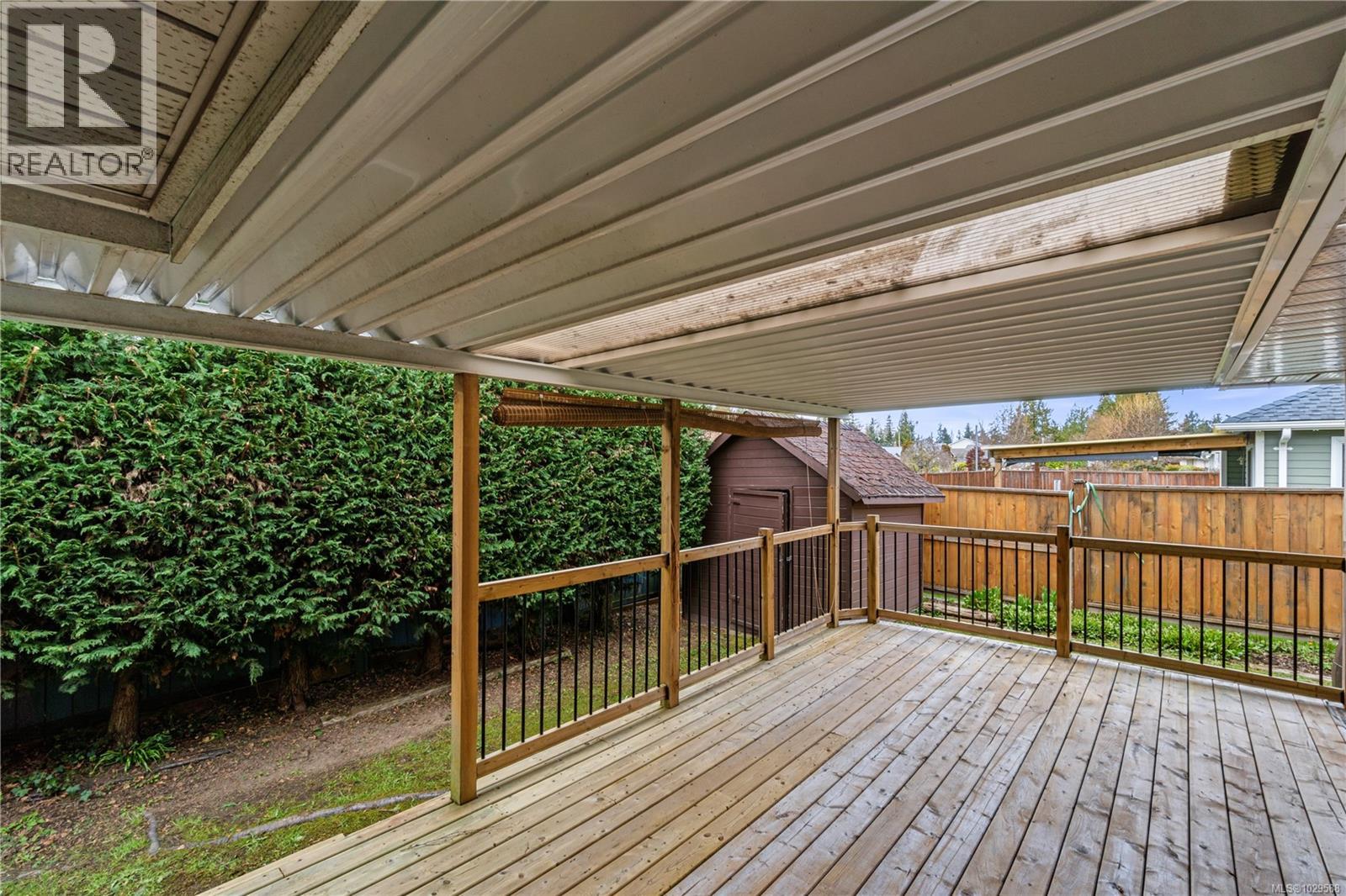 709 Foster Dr, Parksville