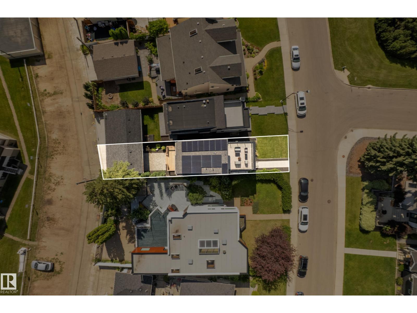 8803 STRATHEARN DR NW, Edmonton