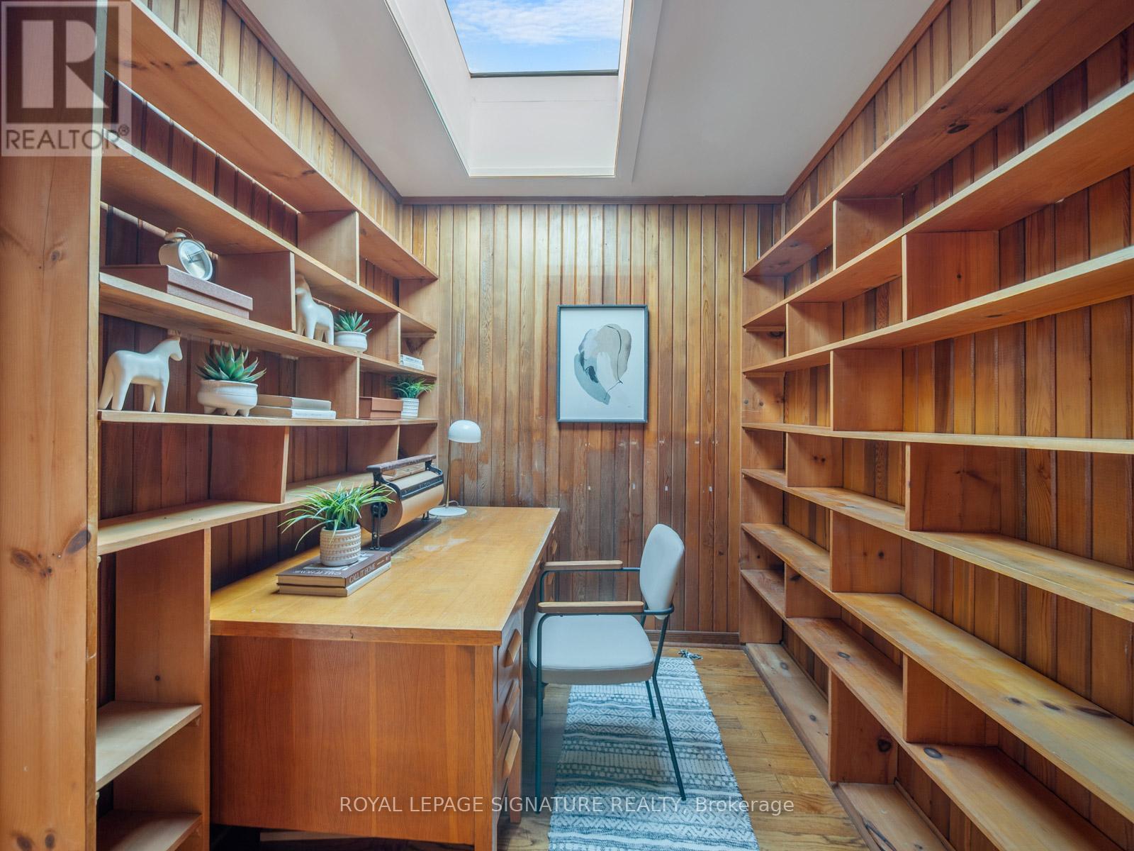 487 SACKVILLE STREET, Toronto (Cabbagetown-South St. James Town), Ontario