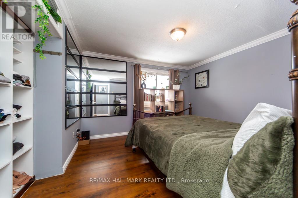 #41 1010 GLEN STREET - 17