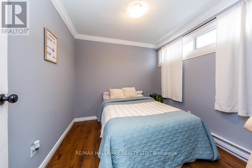 #41 1010 GLEN STREET - 21