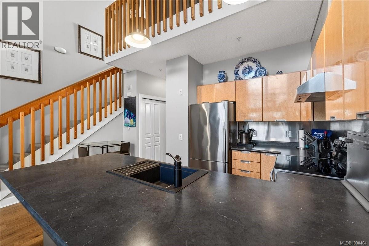 #111 880 SHORT ST - 10