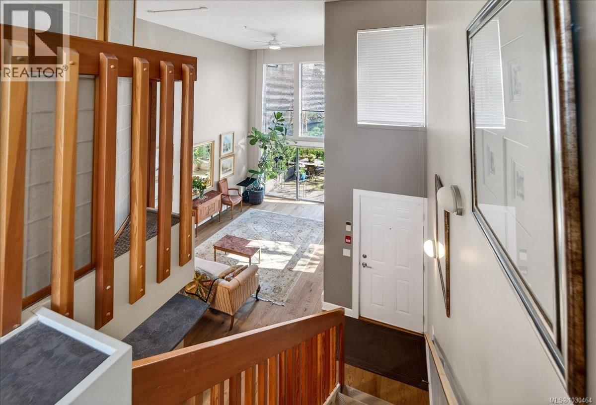 #111 880 SHORT ST - 28