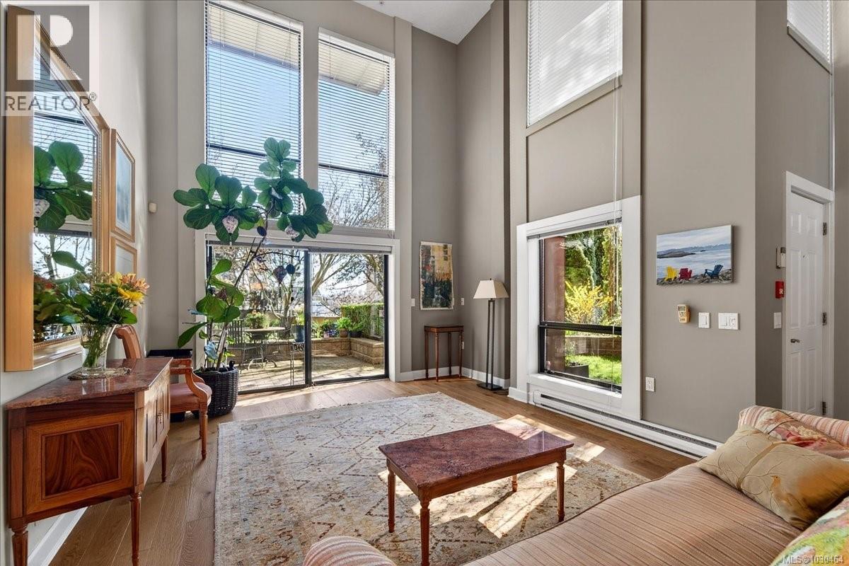 #111 880 SHORT ST - 9