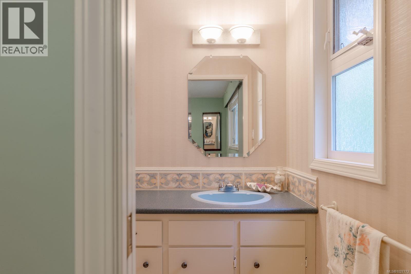 155 CROSS BOW DR - 34