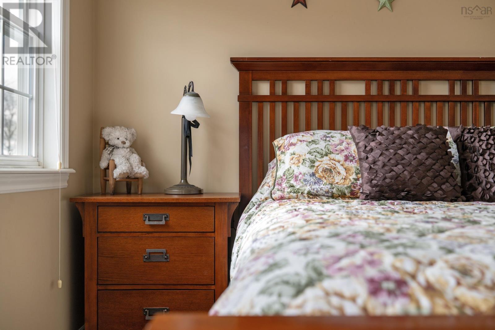 2 GOLDEN EAGLE DRIVE, EAGLE LANDING - 31