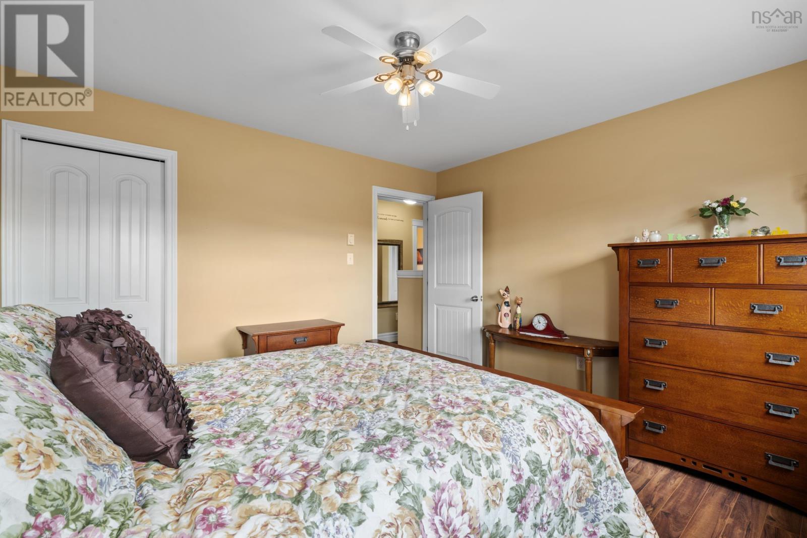 Property 31 of 48 of 2 Golden Eagle Drive, Eagle Landing