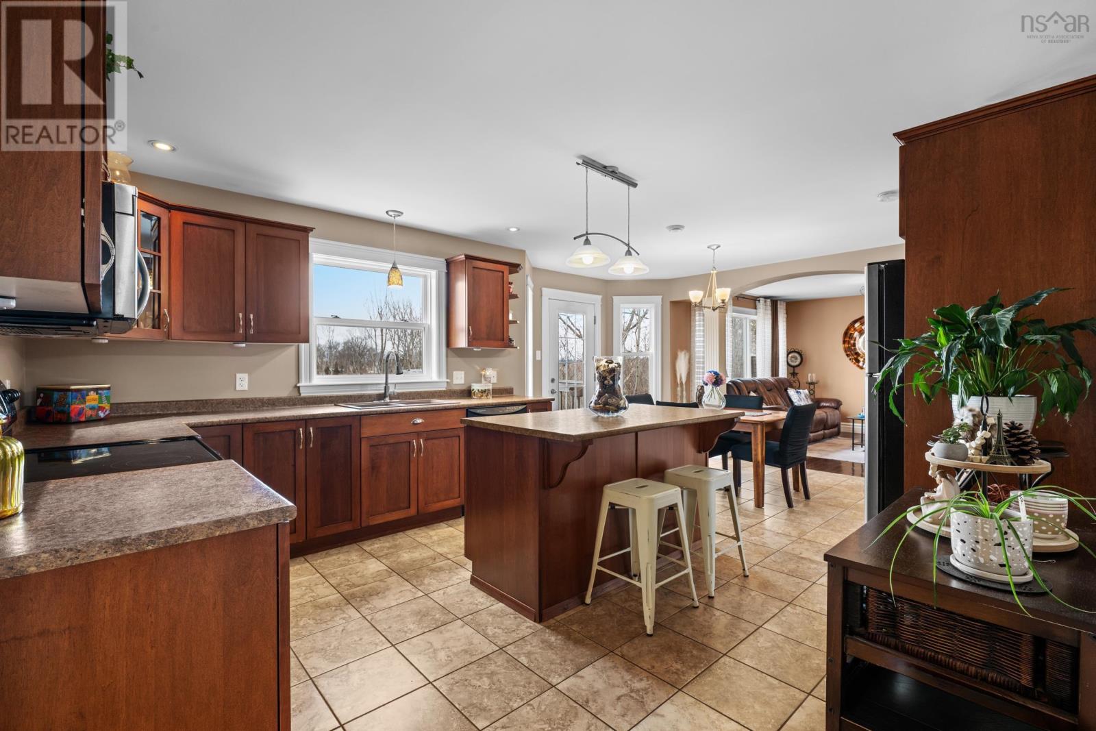 Property 10 of 48 of 2 Golden Eagle Drive, Eagle Landing