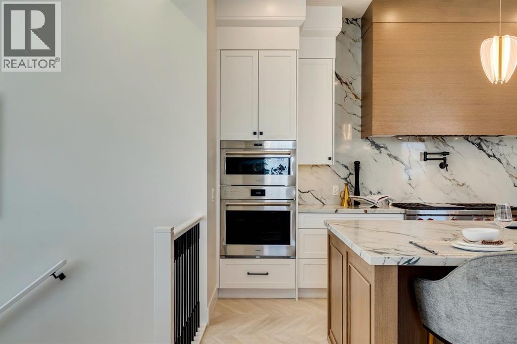 15 Normandy Lane SW, Calgary, Alberta